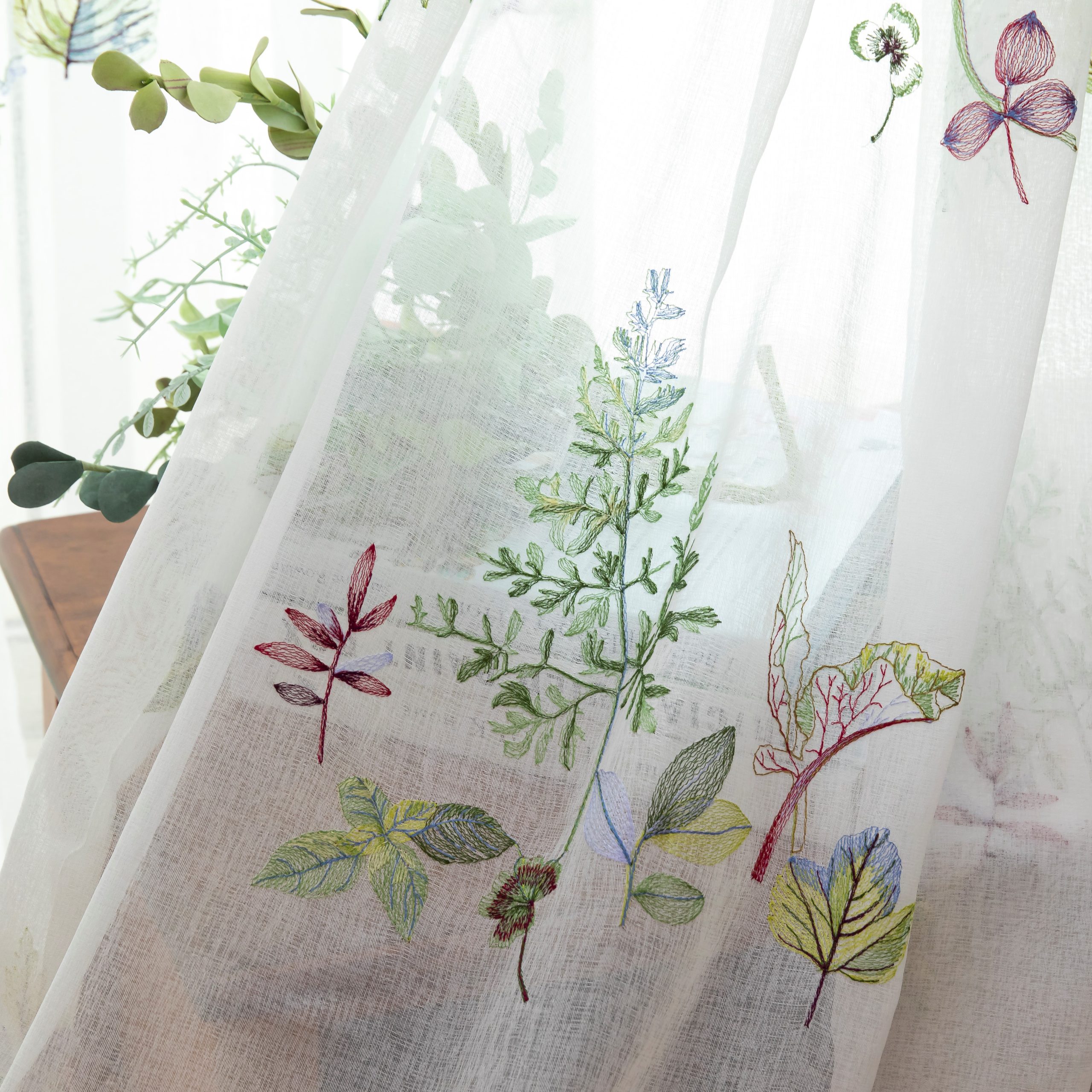 花柄刺繍 梯子レースの紅茶染め 約165cm ちがい