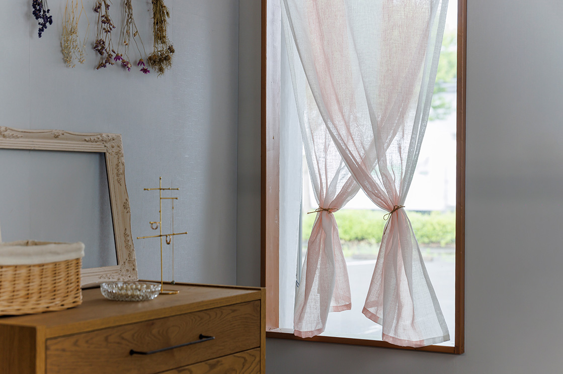 ガーデンアレンジ☆ ほっこり北欧インテリアに＞毛糸柄やさしい配色の光を通す