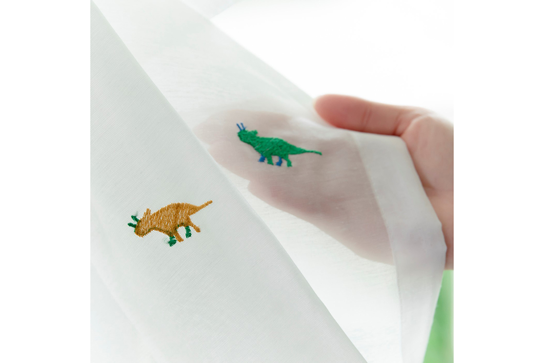 恐竜たちのカラフルな刺繍レース | SHOPPING | TateYoko（タテヨコ）