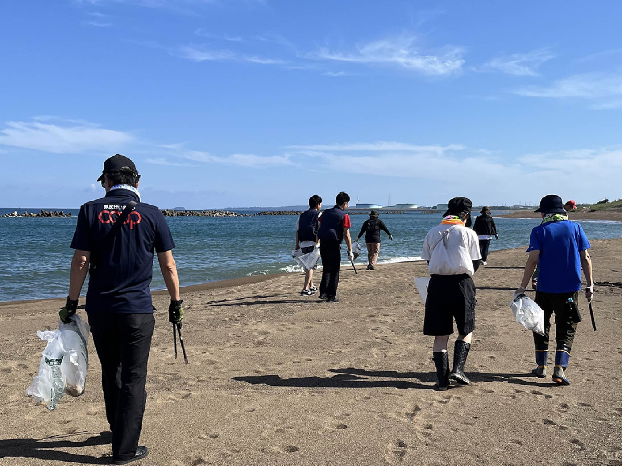 小さな一歩が、海をきれいに